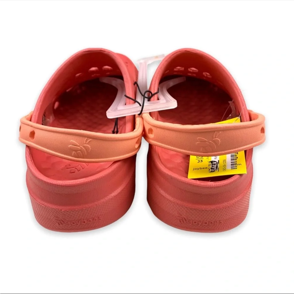 NEW! Water Shoe Clogs Dylan Slip On Pivoting Heel Strap Unisex Coral Kids Size 3